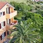 Anita 1 By Interhome Umag